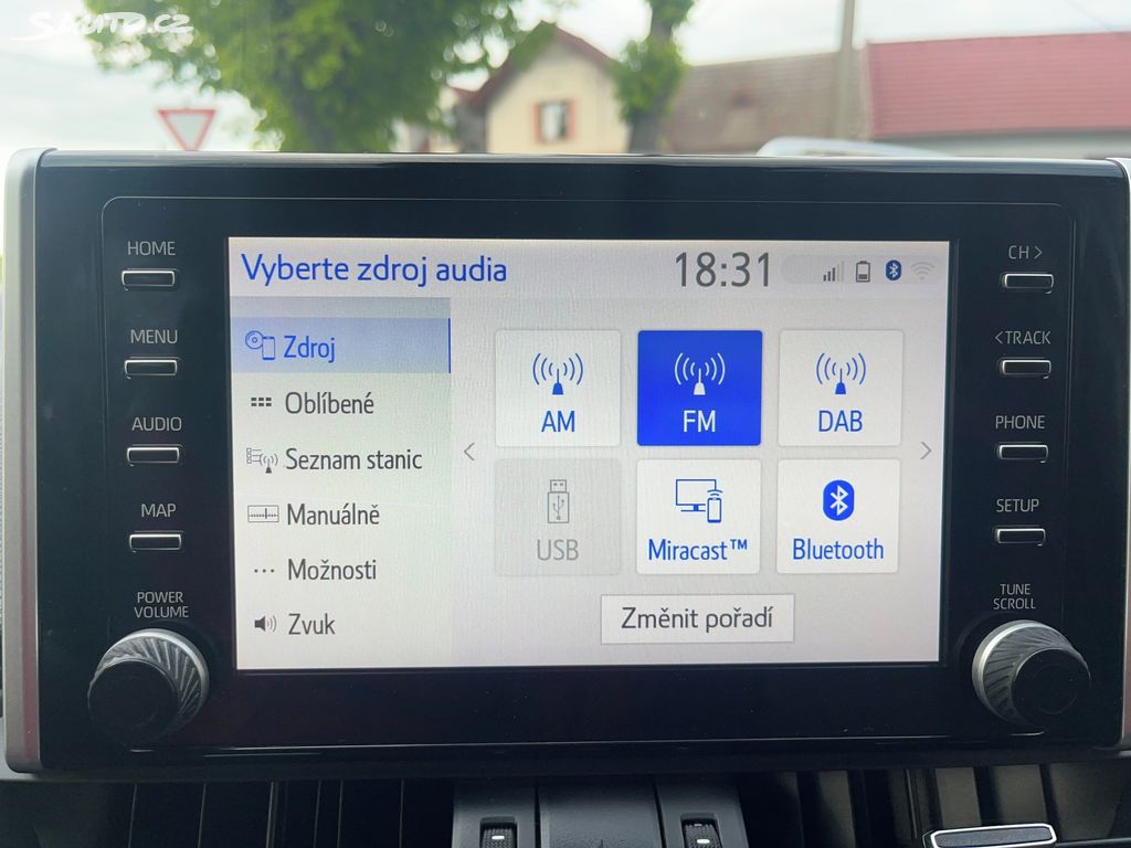Toyota Rav4, fotka 12