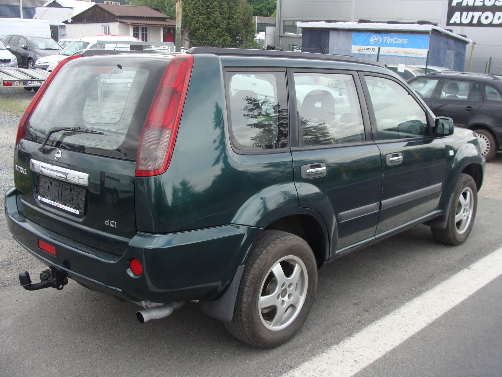 Nissan X-Trail, 2.2 DCi, 100 kW, 192 tkm, 4x2 - fotka 5