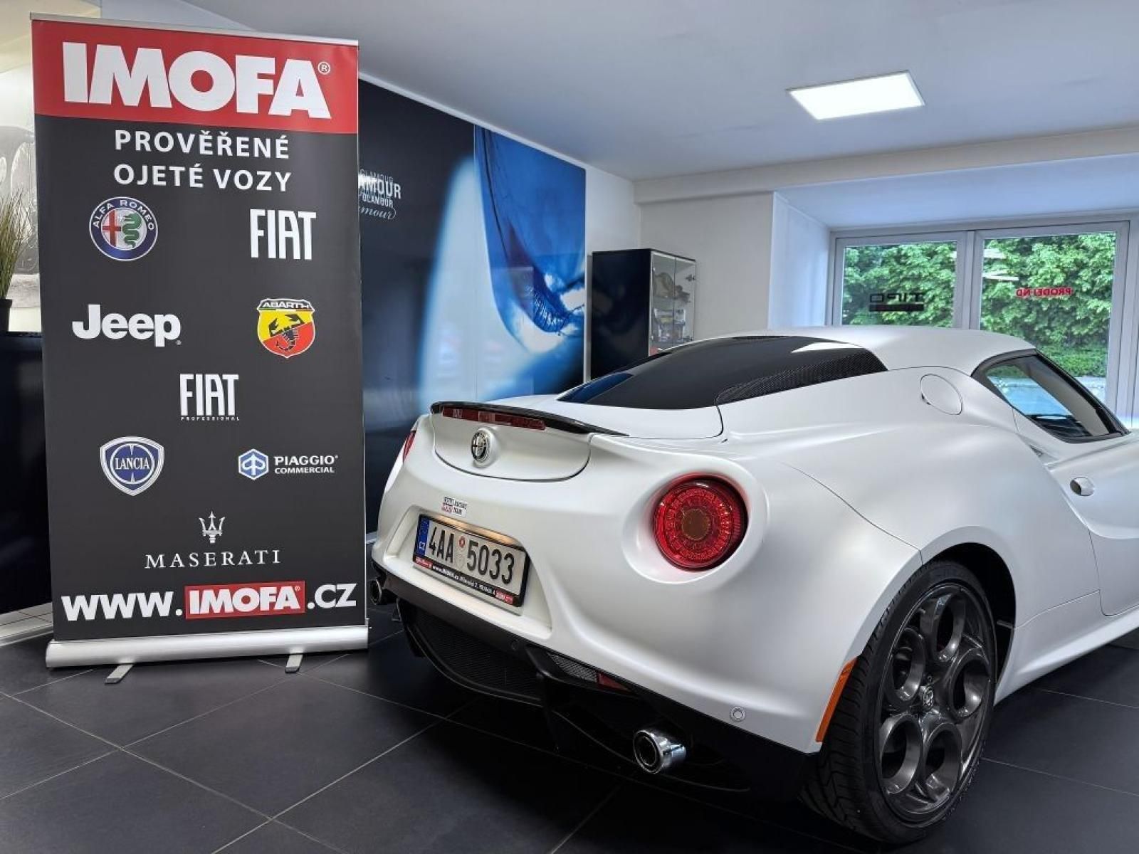 Alfa Romeo 4C, 1,8 16V TBI TCT 240k LAUNCH - fotka 5