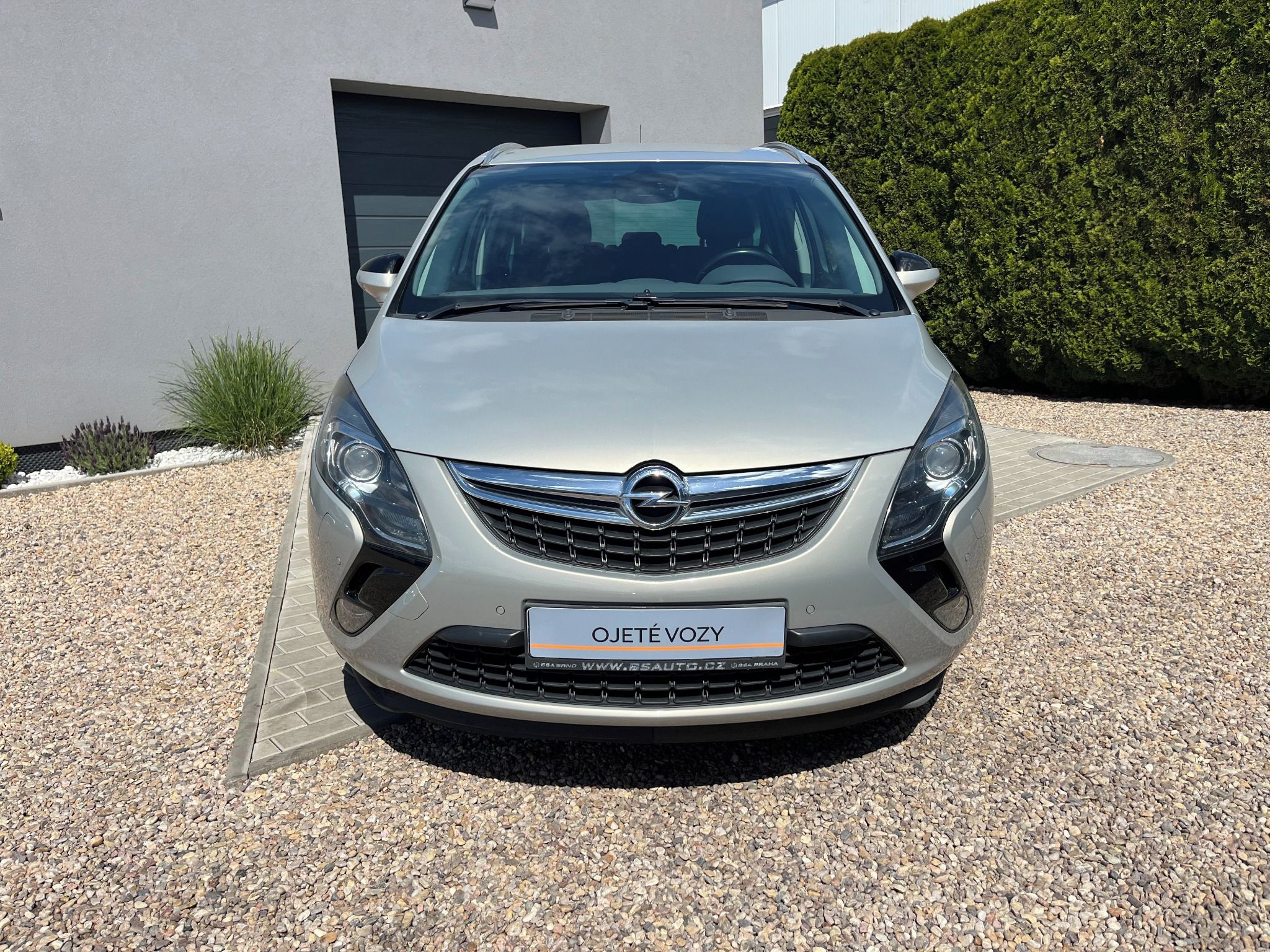 Opel Zafira, 2.0 CDTI 121KW, Nosič na kola - fotka 2