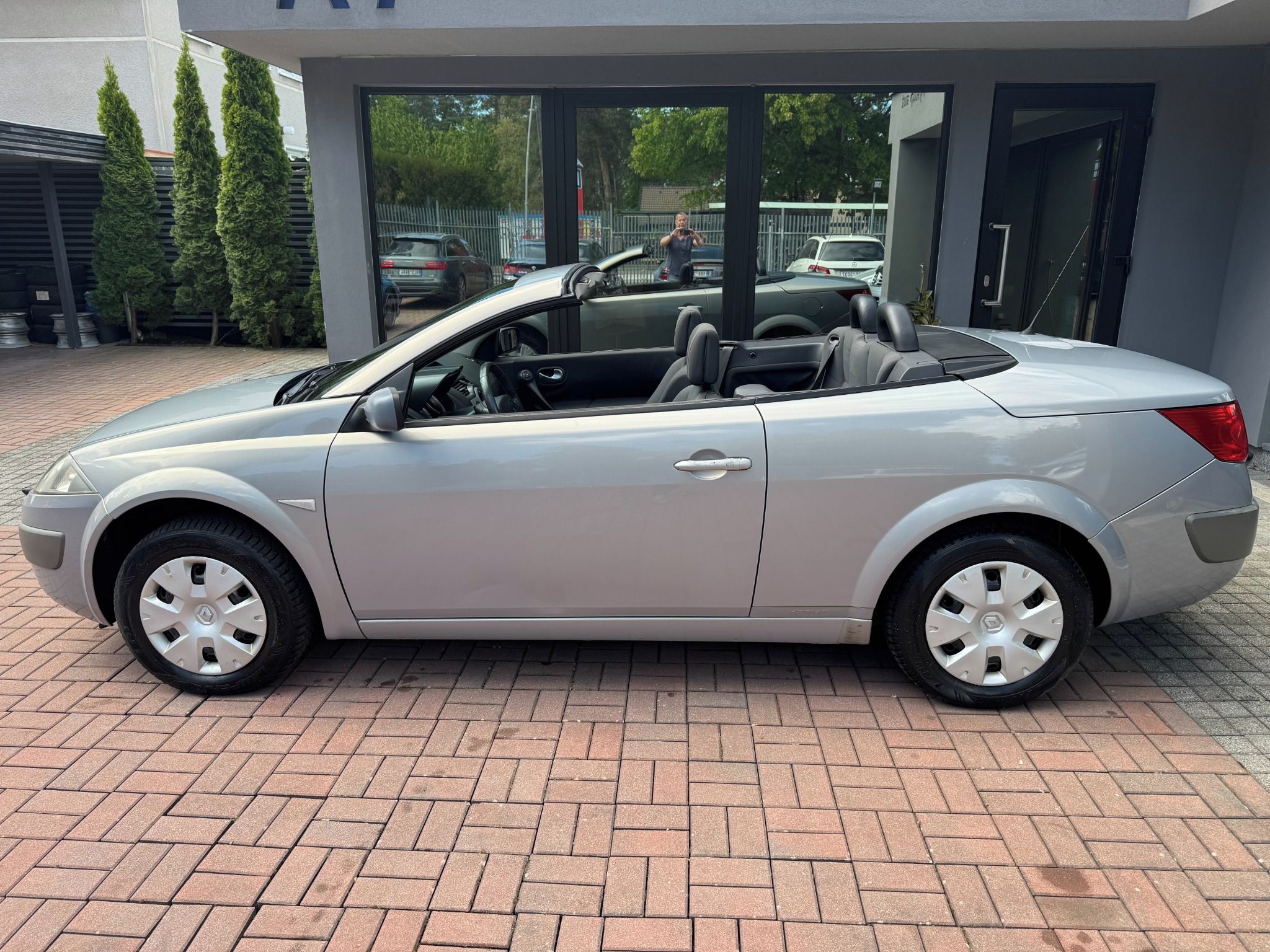 Renault Mégane, 1,9 dci, Karmann - panorama - fotka 2