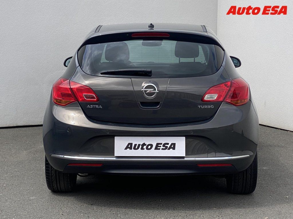 Opel Astra, 1.4 T,Active - fotka 5
