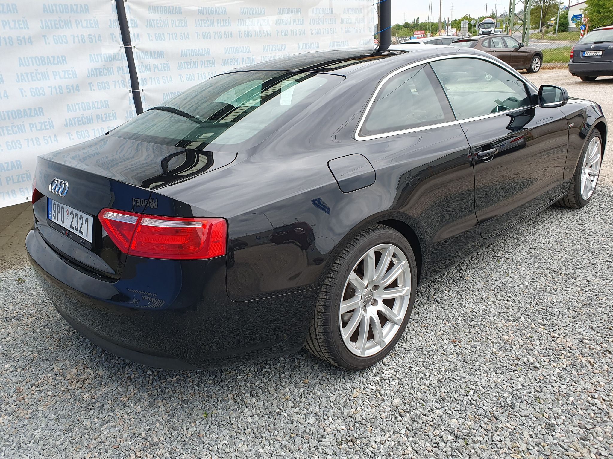 Audi A5, 2.0 TDI 130 KW S-line - fotka 5
