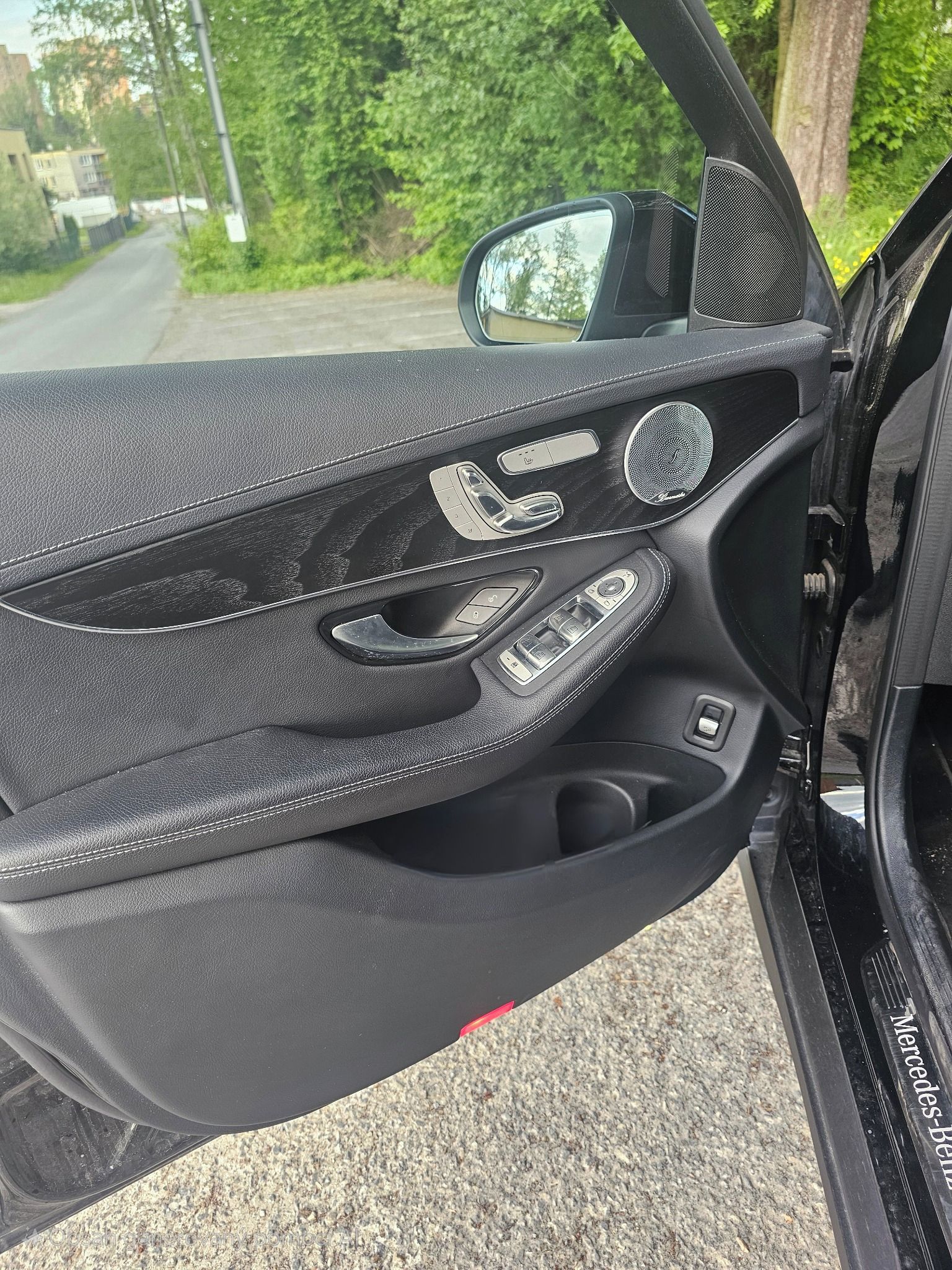 Mercedes-Benz GLC, GLC 300 4 MATIC - fotka 3