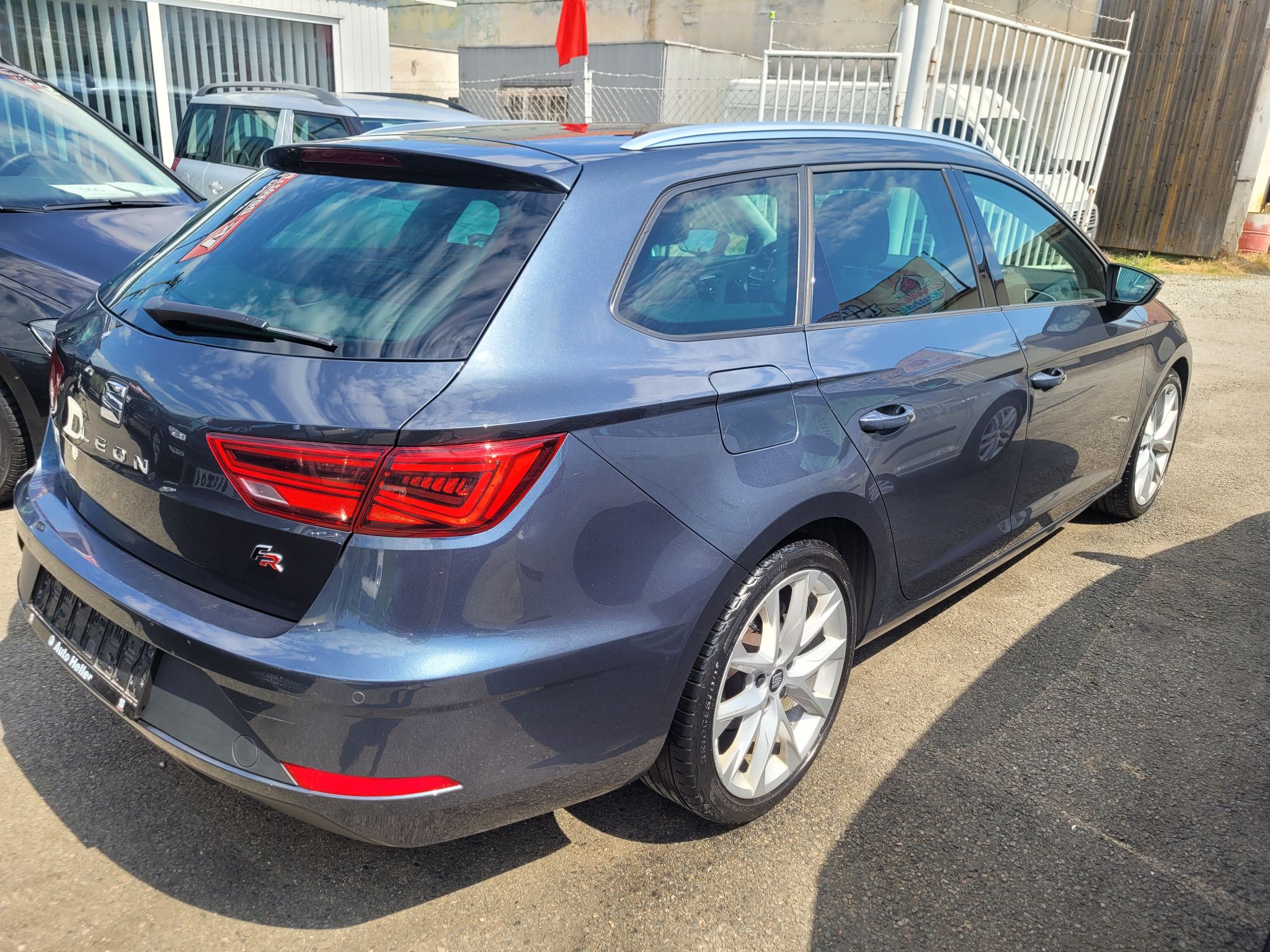 Seat Leon, 1,5 TSI  96 KW 5F  ST FR - fotka 4
