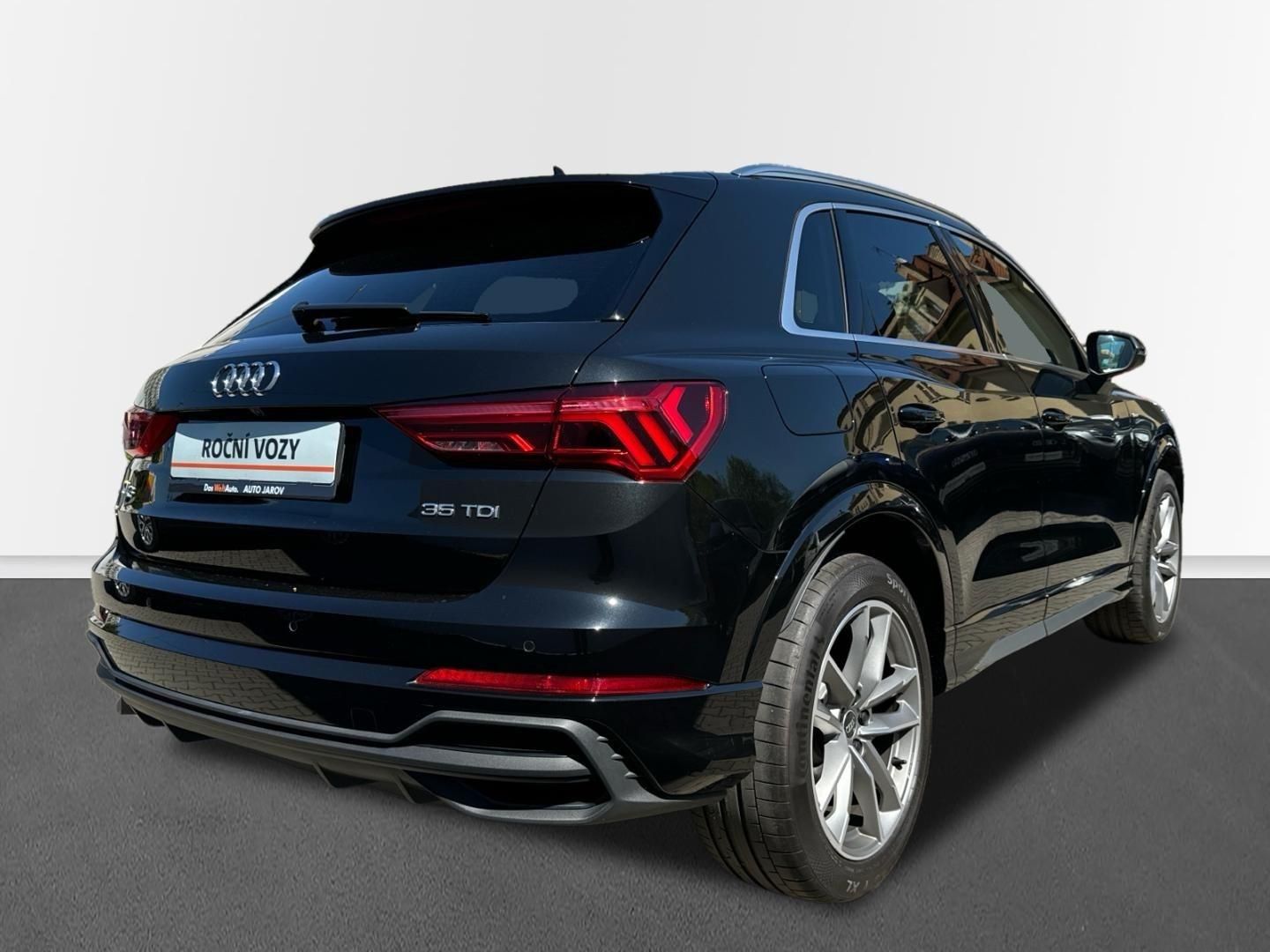 Audi Q3, 2,0 TDI - fotka 2