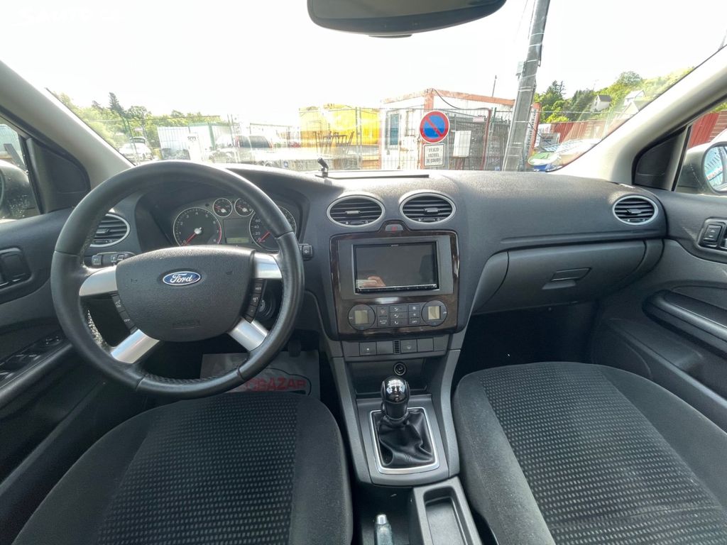 Ford Focus, 1,6 85 KW, GHIA