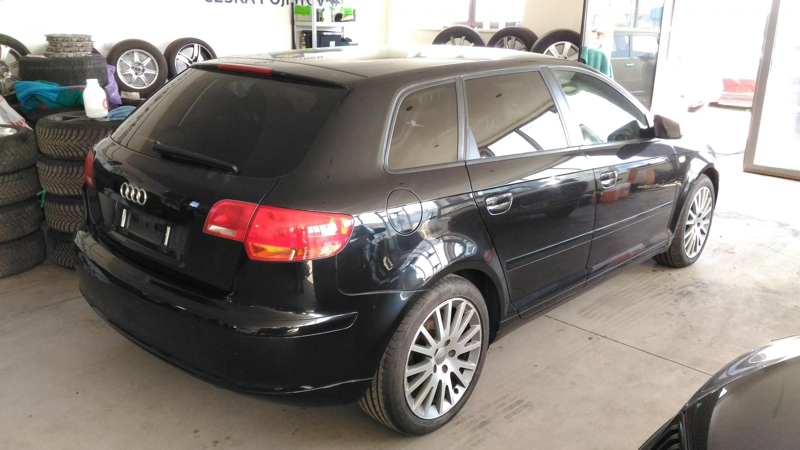 Audi A3, 2,0FSI,110KW,ALU,AUT.KLIMA - fotka 4