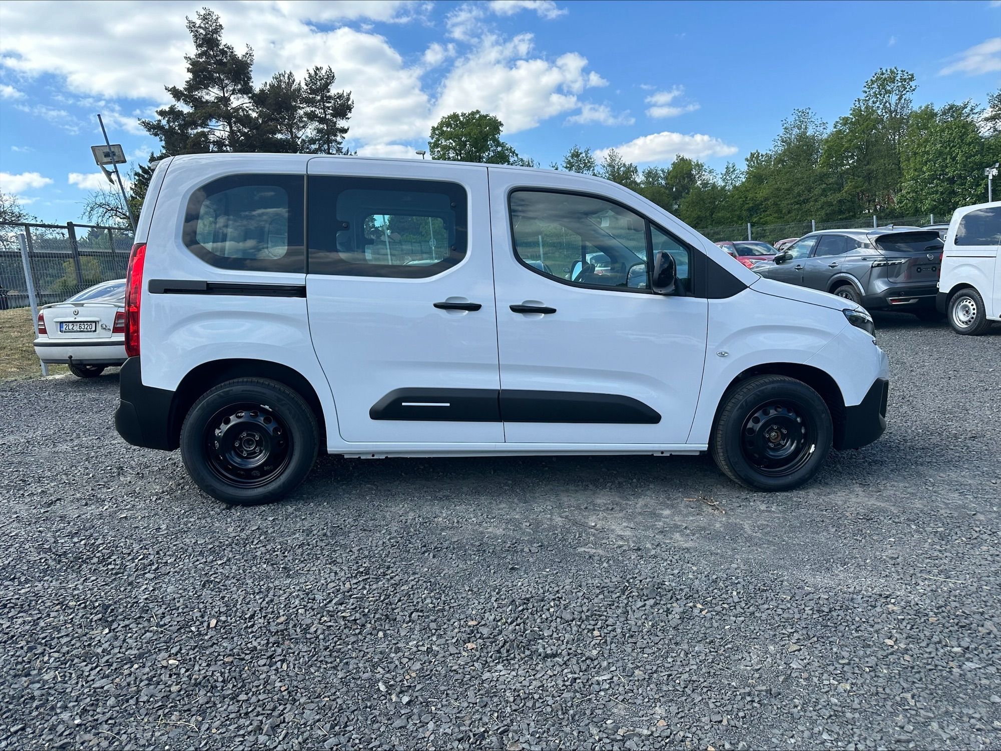 Citroën Berlingo, BERLINGO PLUS 1.5 BHDi 100MAN - fotka 4
