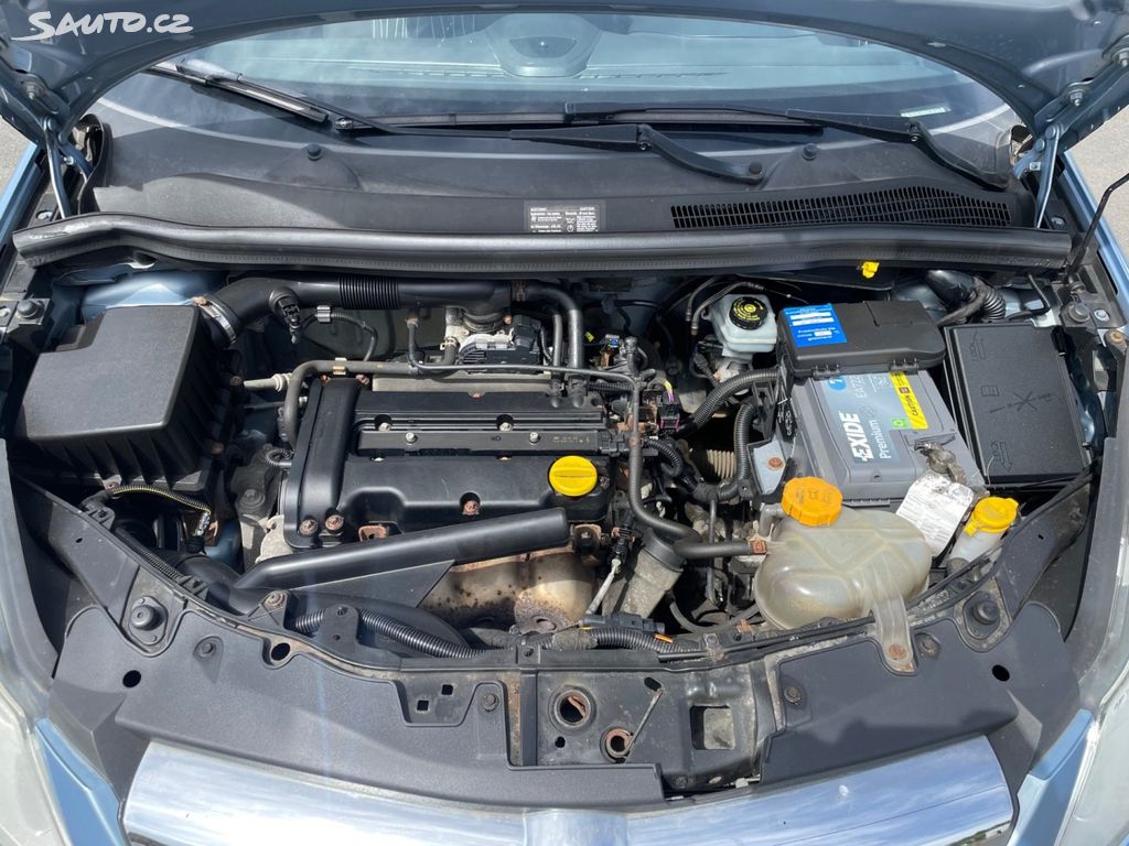 Opel Corsa, 1,2 59 kW, SERVISKA