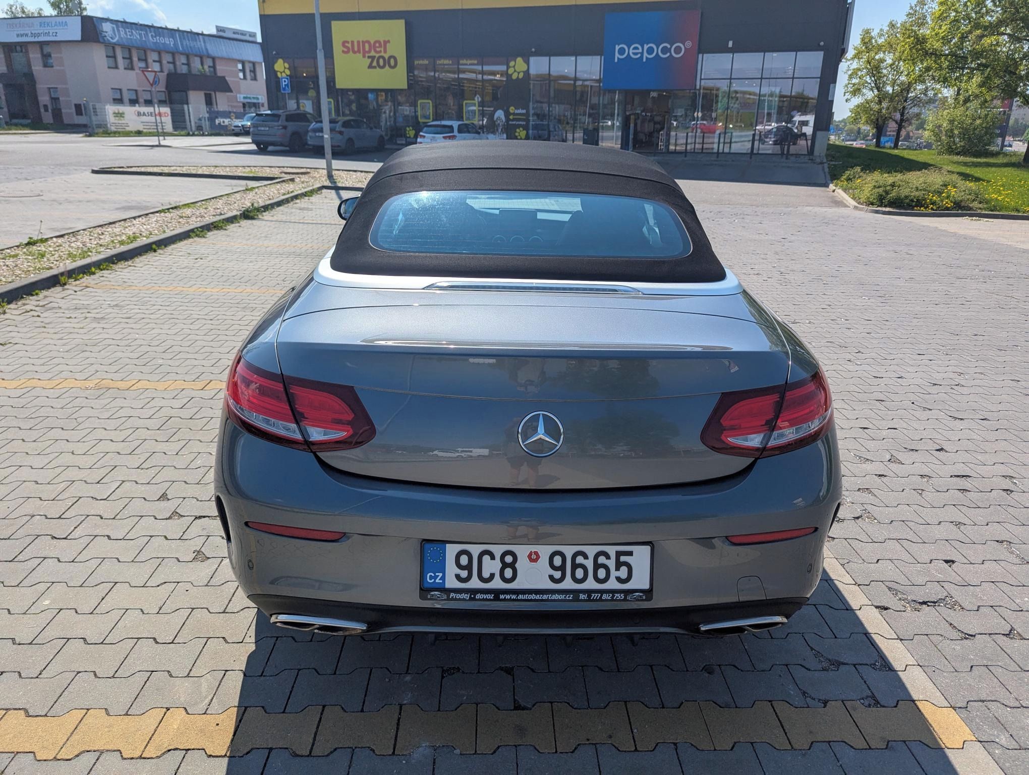 Mercedes-Benz Třídy C, AMG Line - fotka 6