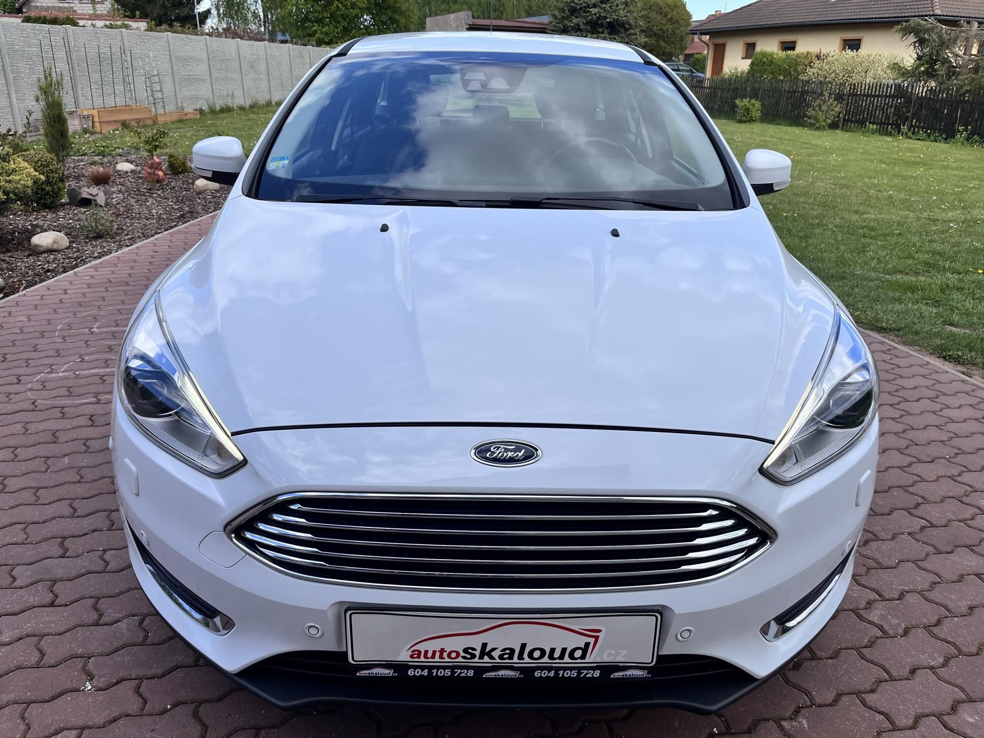 Ford Focus, 2.0TDCI 110KW,TITANIUM,XENON - fotka 2