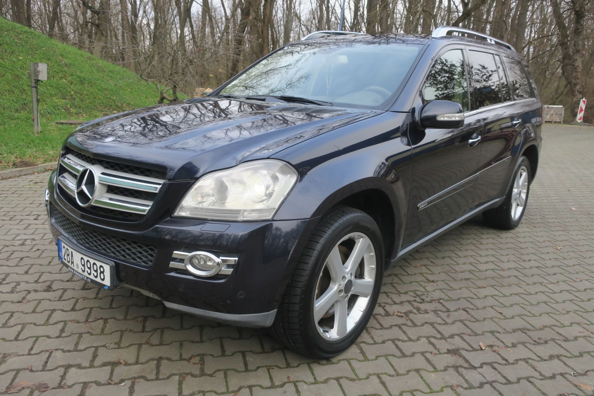 Mercedes-Benz GL, 320 CDI, 7 MÍST, VÝBAVA