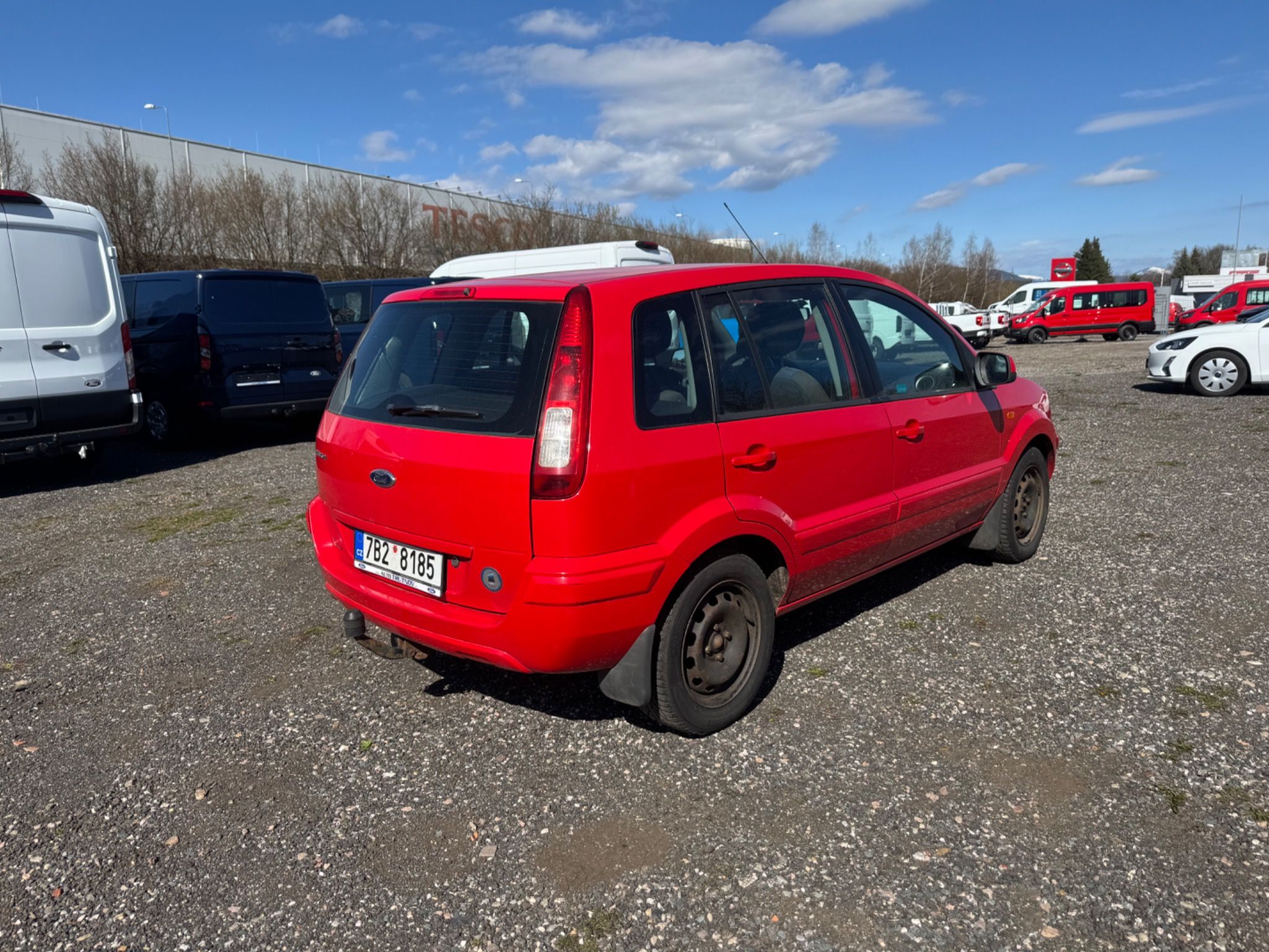 Ford Fusion, 1.4 benzin 59 kW 80 k manuál - fotka 5