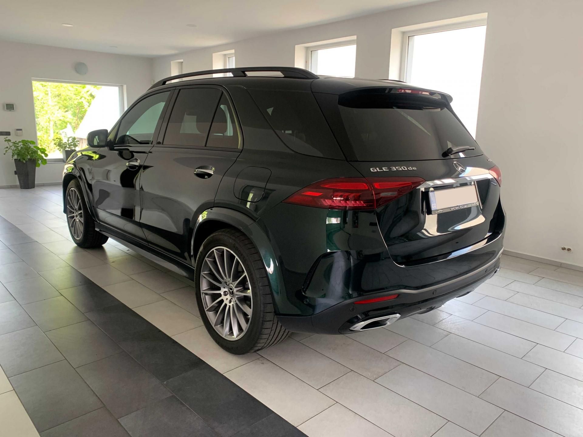 Mercedes-Benz GLE, 350 de 4MATIC PLUG-IN 245 kW - fotka 4