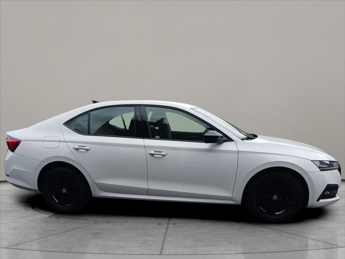 Škoda Octavia, 2,0 TDI IV, 1. maj., pravid. s - fotka 6