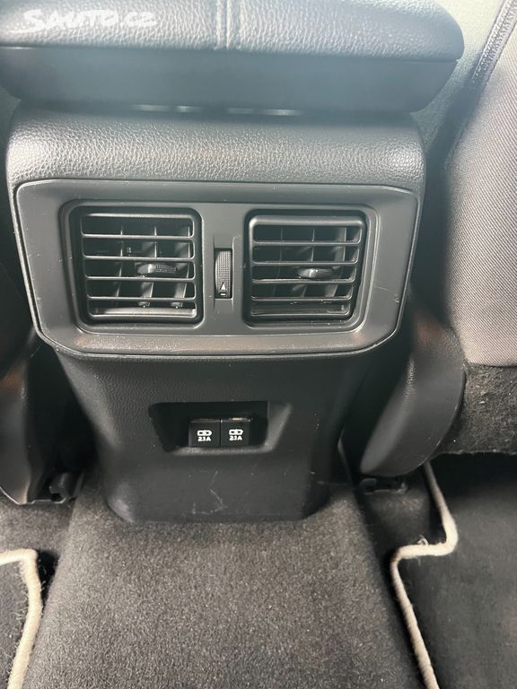 Toyota Rav4, fotka 25