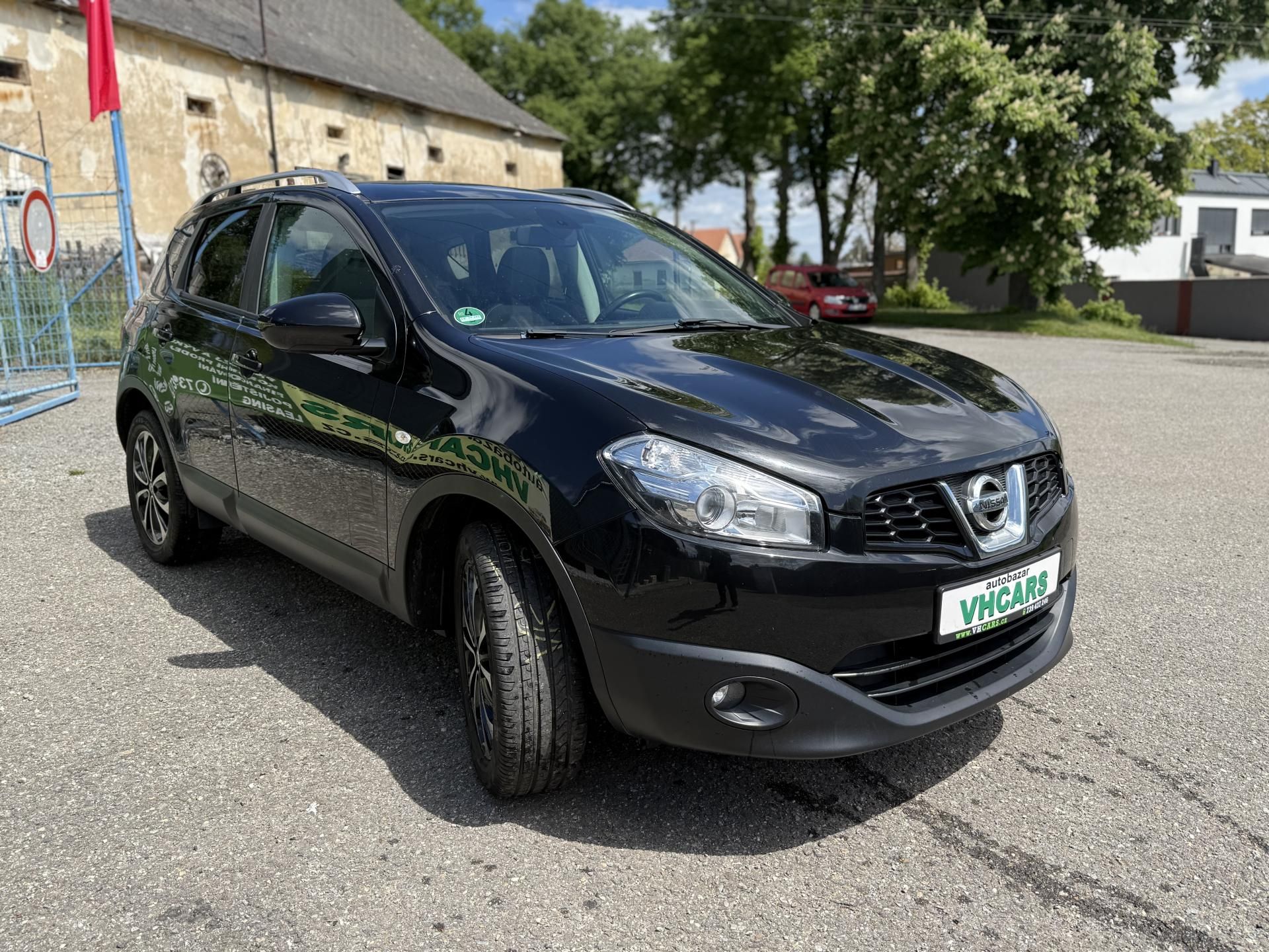 Nissan Qashqai, 2,0i 104kW Sevisní kniha Tažné - fotka 3