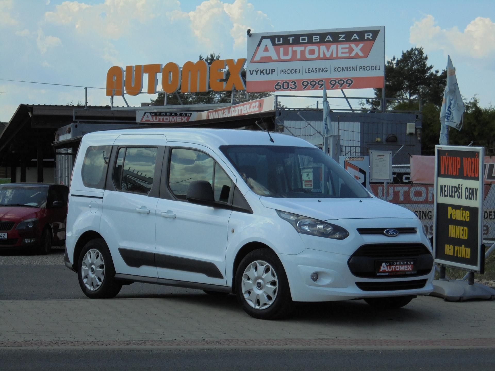 Ford Tourneo Connect, 1.6 TDCi- ČR- SERVISKA