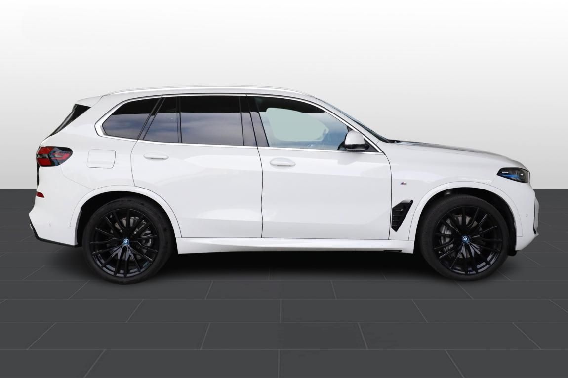 BMW X5, xDrive50e - fotka 4