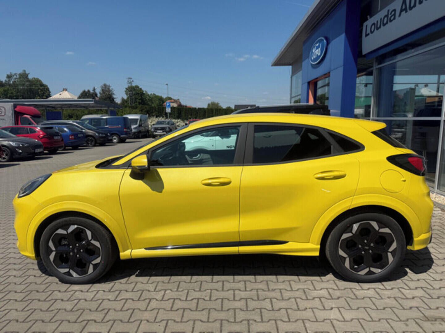 Ford Puma, Premium, 43 kWh STANDARDNÍ DOJ - fotka 3