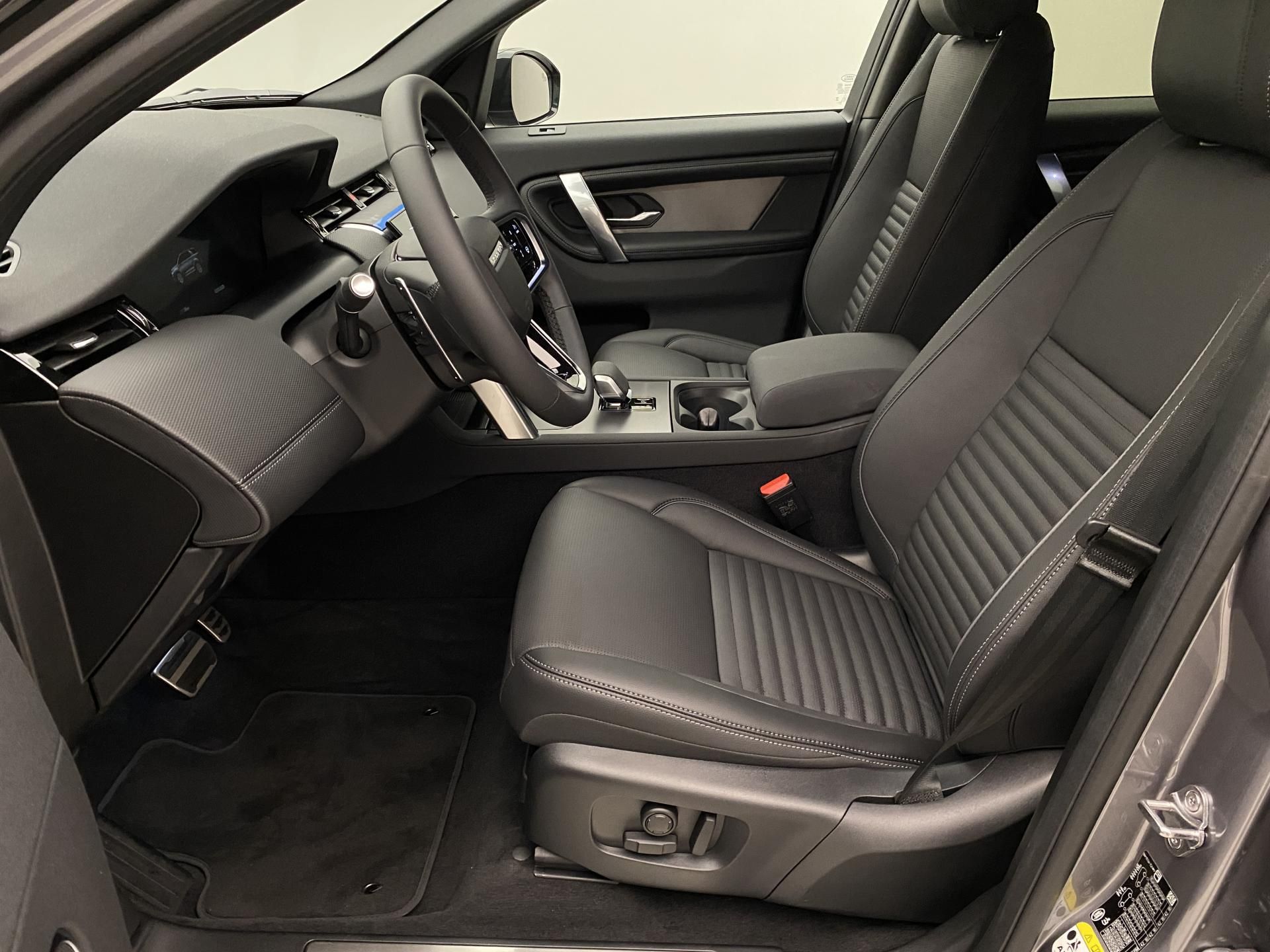Land Rover Discovery Sport, D200 DYNAMIC SE AWD AUT - fotka 3