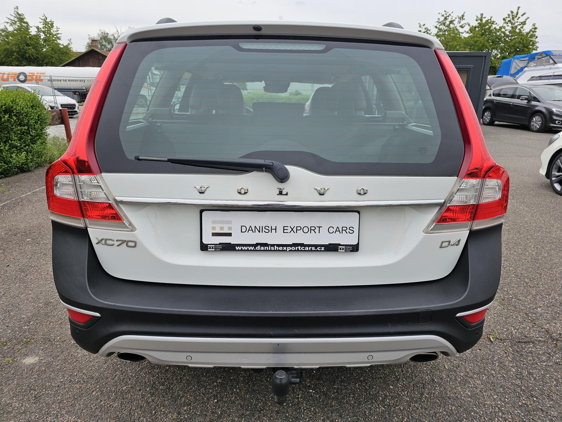 Volvo XC70, D4 2.0 133kW SUMMUM,TEMPOMAT - fotka 6