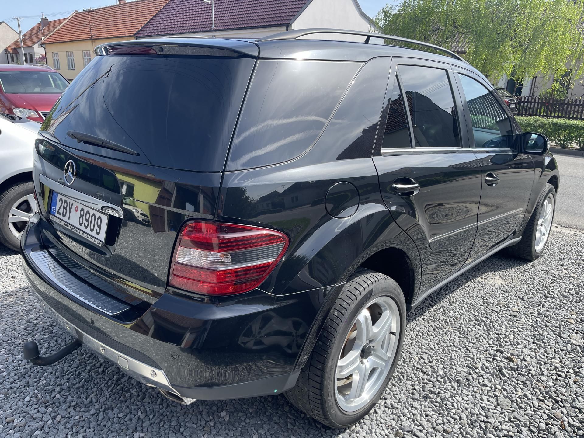 Mercedes-Benz Třídy M, ML 420 CDI 4-MATIC PEKNY STAV. - fotka 5