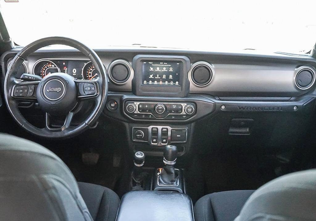 Jeep Wrangler, Sport S  3.6V6 285PS 4X4 - fotka 4