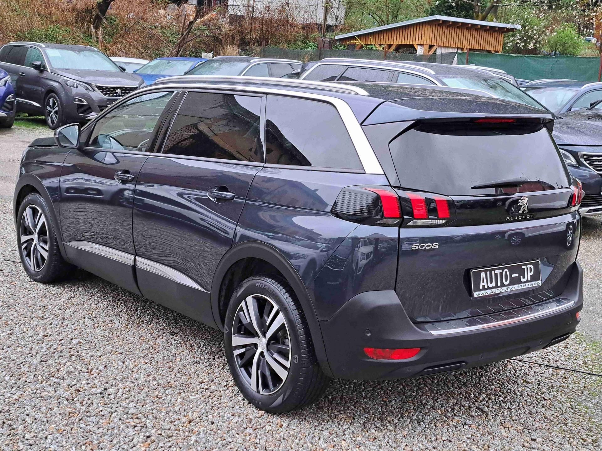 Peugeot 5008, 1,2 PT  ALLURE  LED 18ALU NAVI - fotka 5