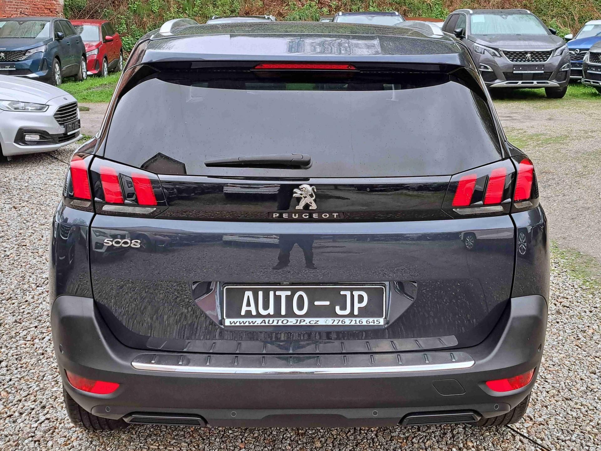 Peugeot 5008, 1,2 PT  ALLURE  LED 18ALU NAVI - fotka 4