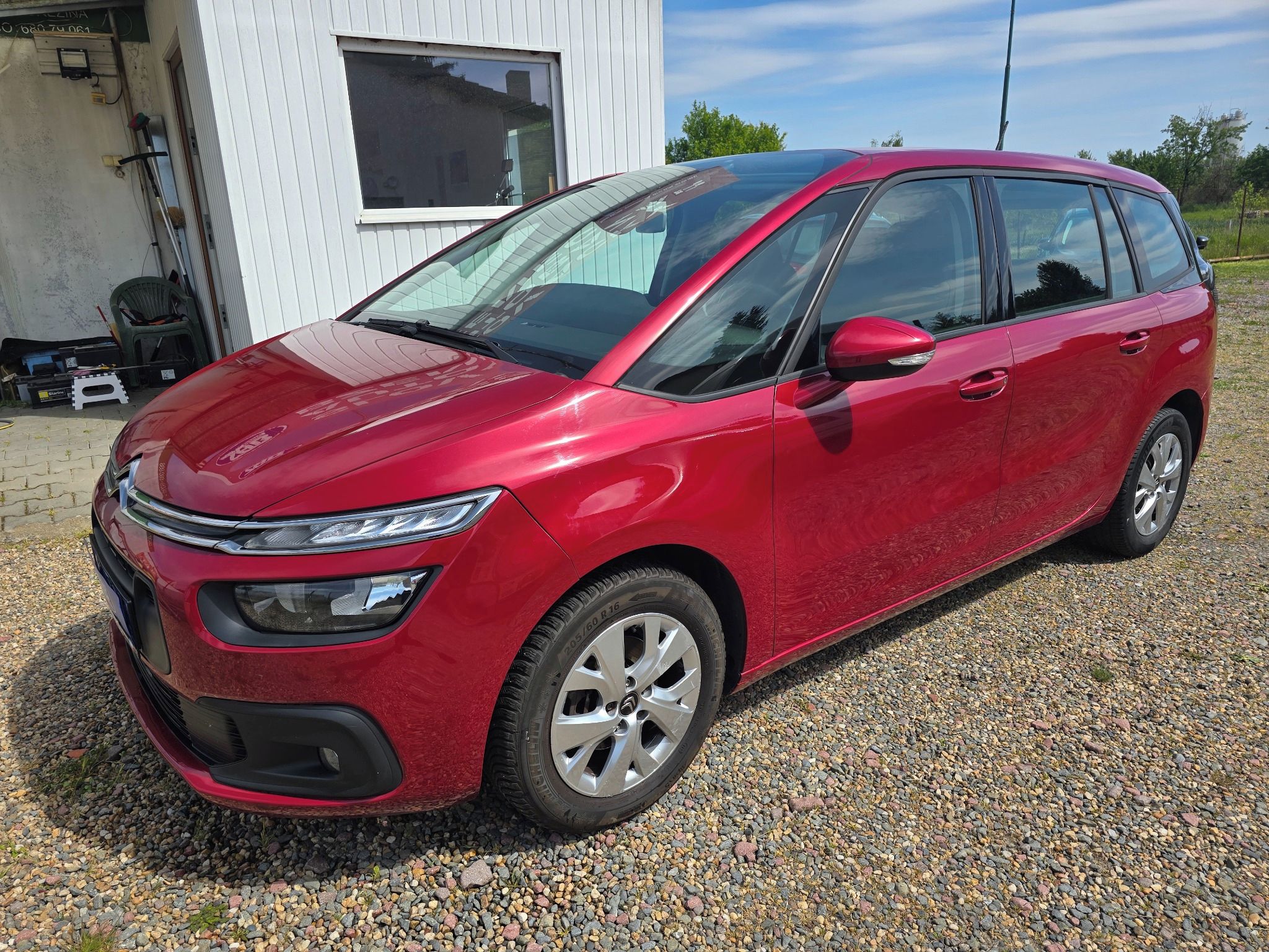 Citroën Grand C4 SpaceTourer, 1,2i 96kW 7míst zálohované - fotka 2