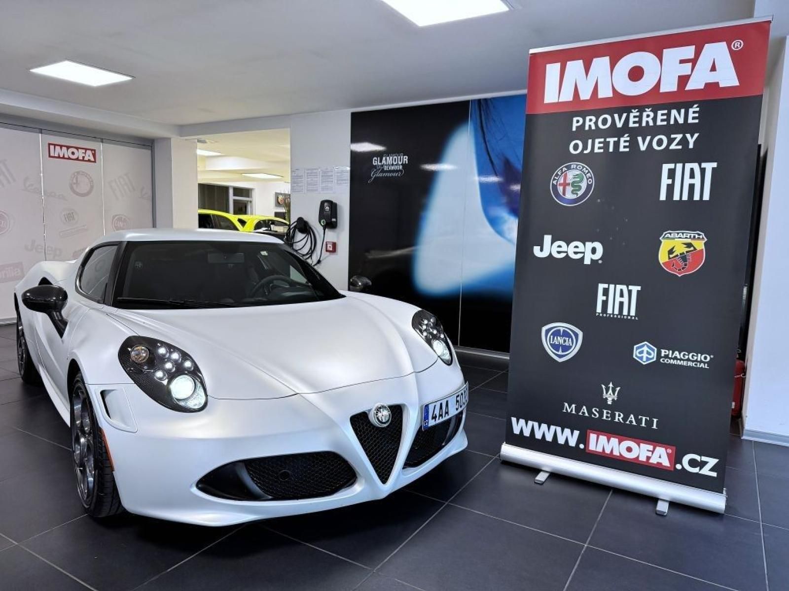 Alfa Romeo 4C, 1,8 16V TBI TCT 240k LAUNCH - fotka 2