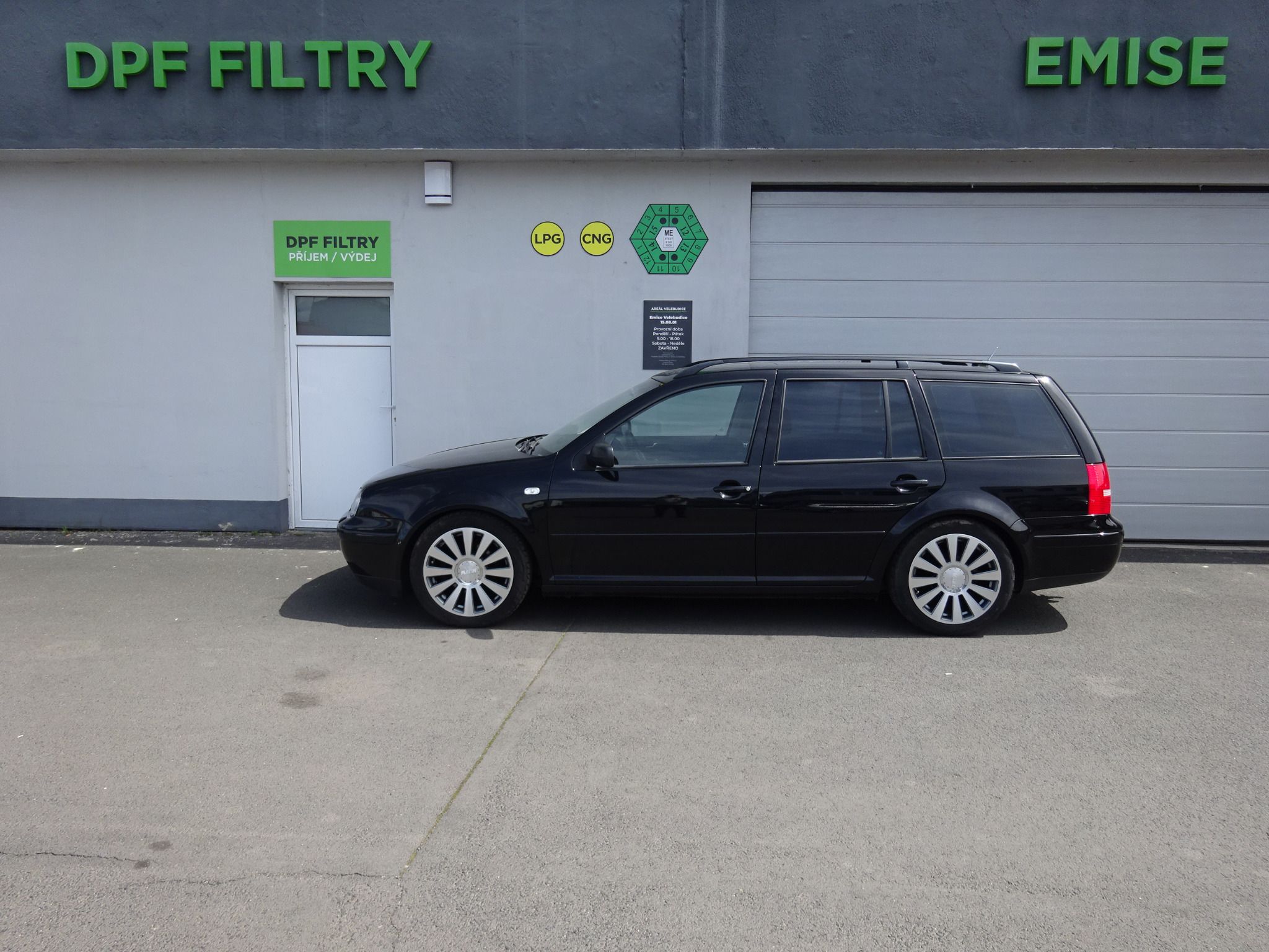 Volkswagen Golf, 1.6 FSi