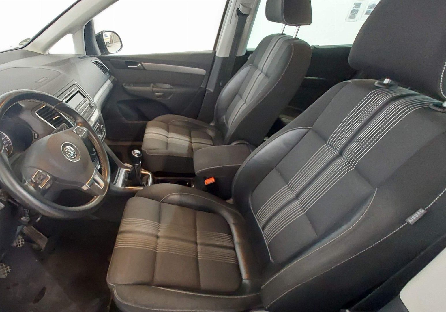 Volkswagen Sharan, 2.0 Tdi 103 KW MATCH 197tkm - fotka 2