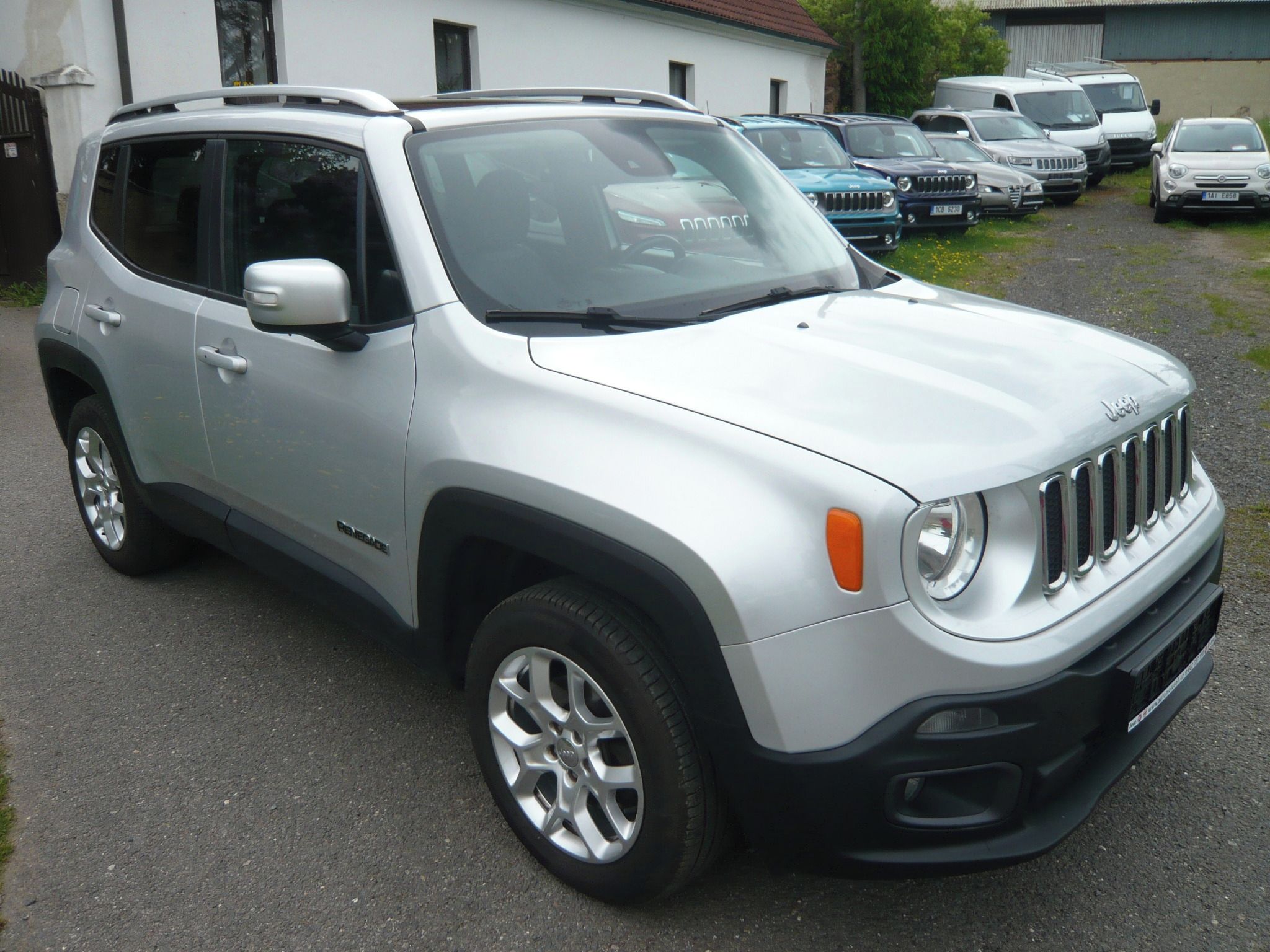 Jeep Renegade, 2.0 M-Jet Limited Adventure - fotka 5