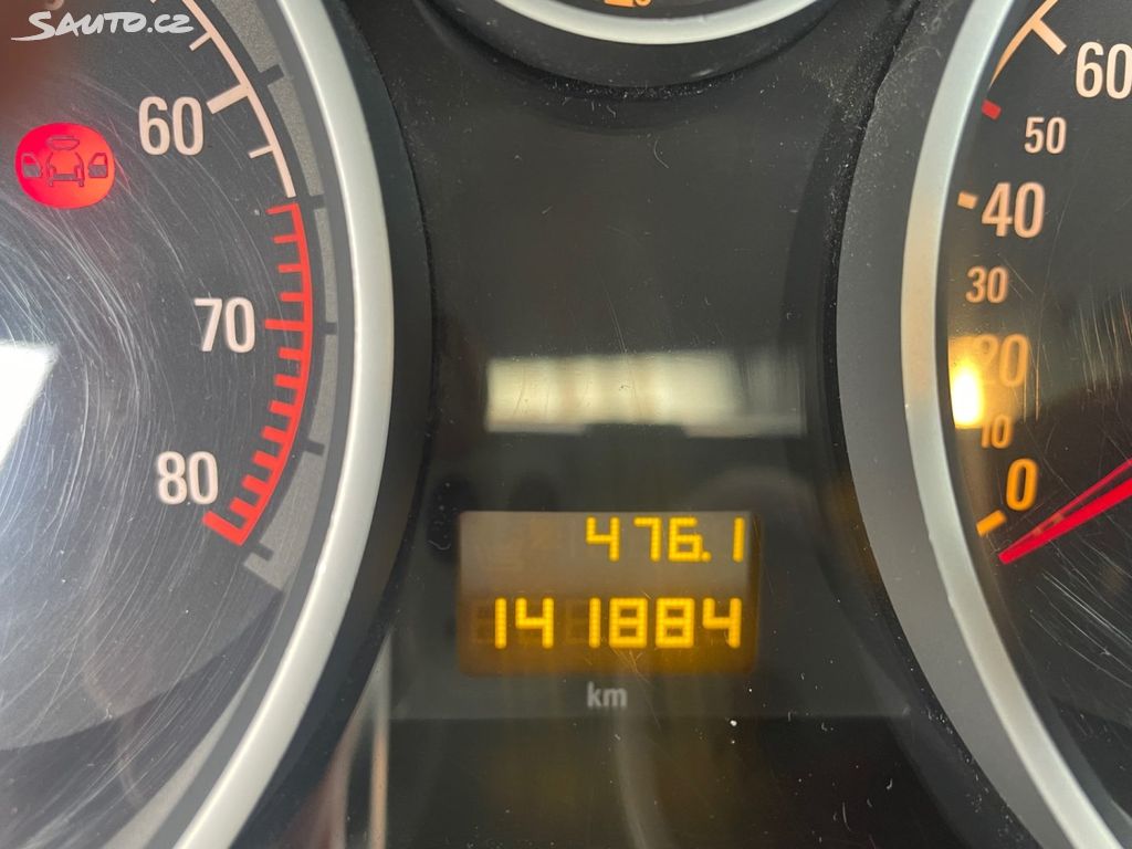 Opel Zafira, 1,8 88kW, 7 MÍST, SERVISKA