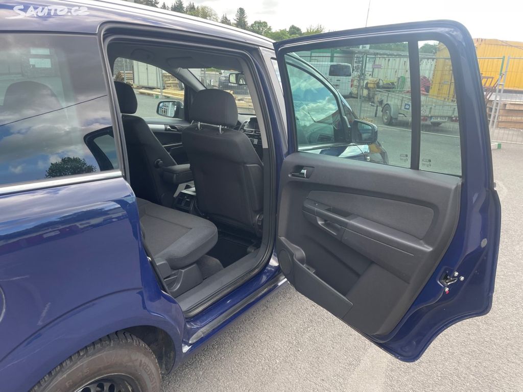 Opel Zafira, 1,8 88kW, 7 MÍST, SERVISKA