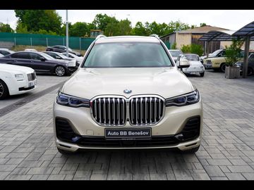 40i xDrive Pure Excellence/B&W