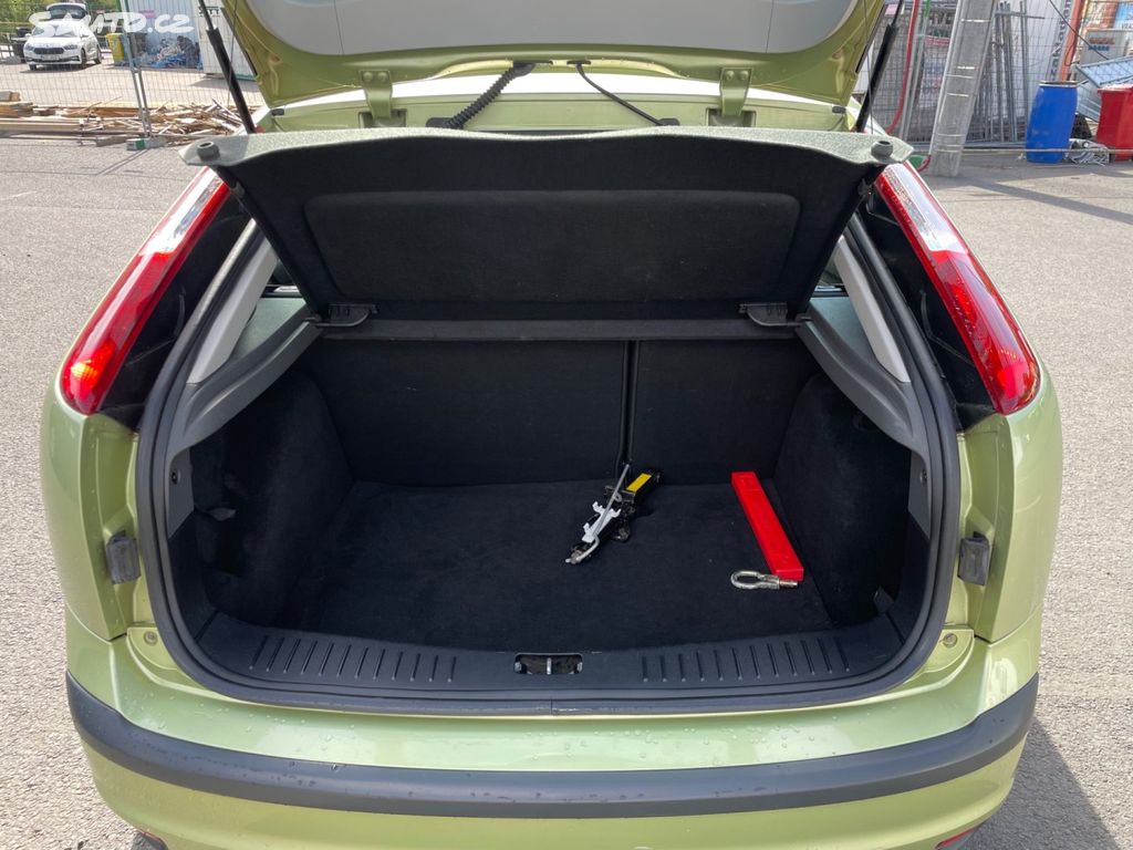 Ford Focus, 1,6 85 KW, GHIA