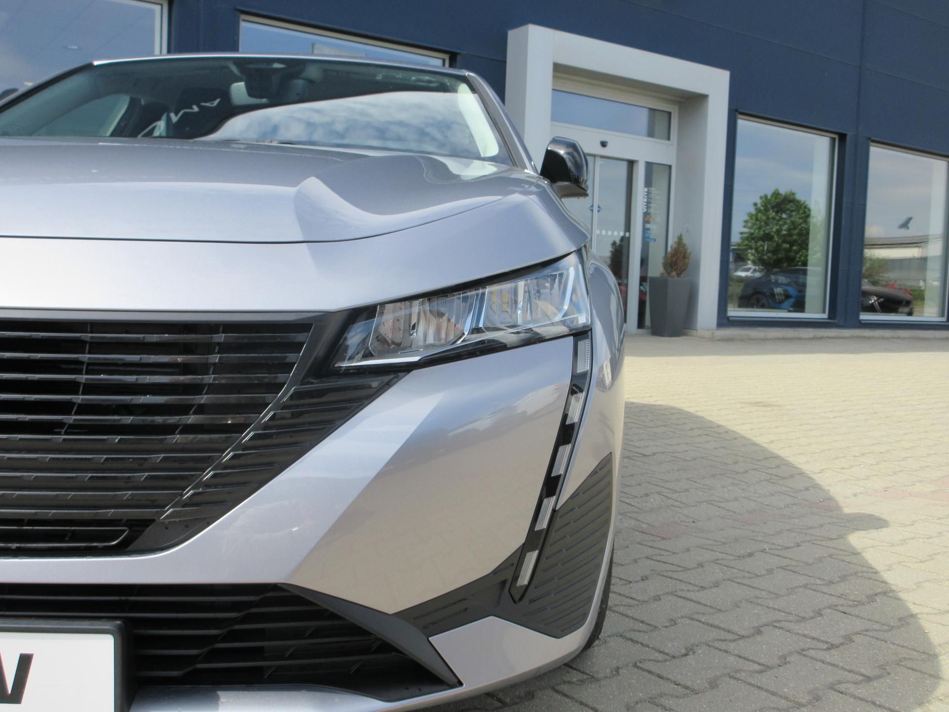 Peugeot 308, SW STYLE Hybrid 145 e-DCS6 - fotka 3