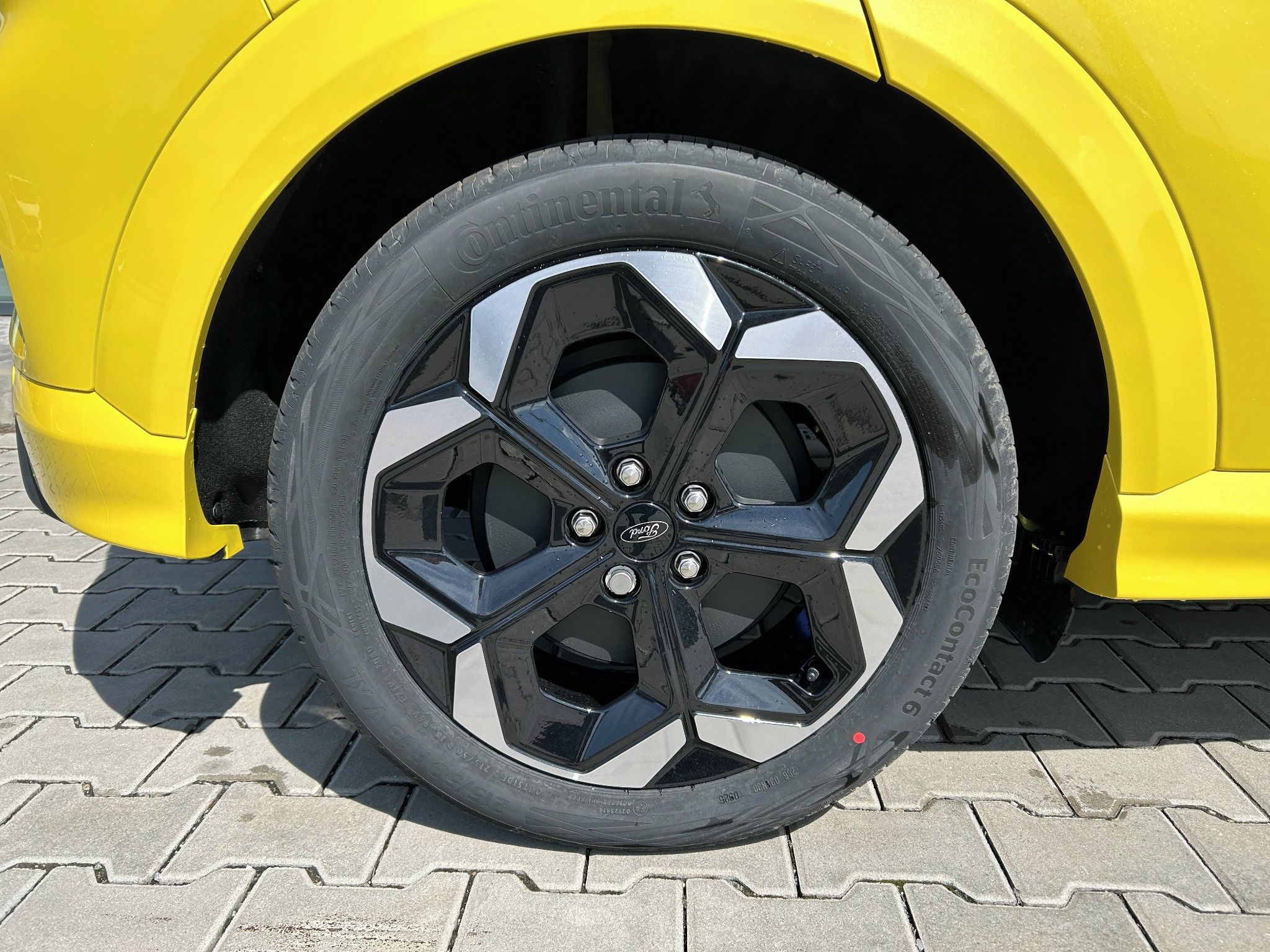 Ford Puma, GEN-E Premium 123kW - fotka 6