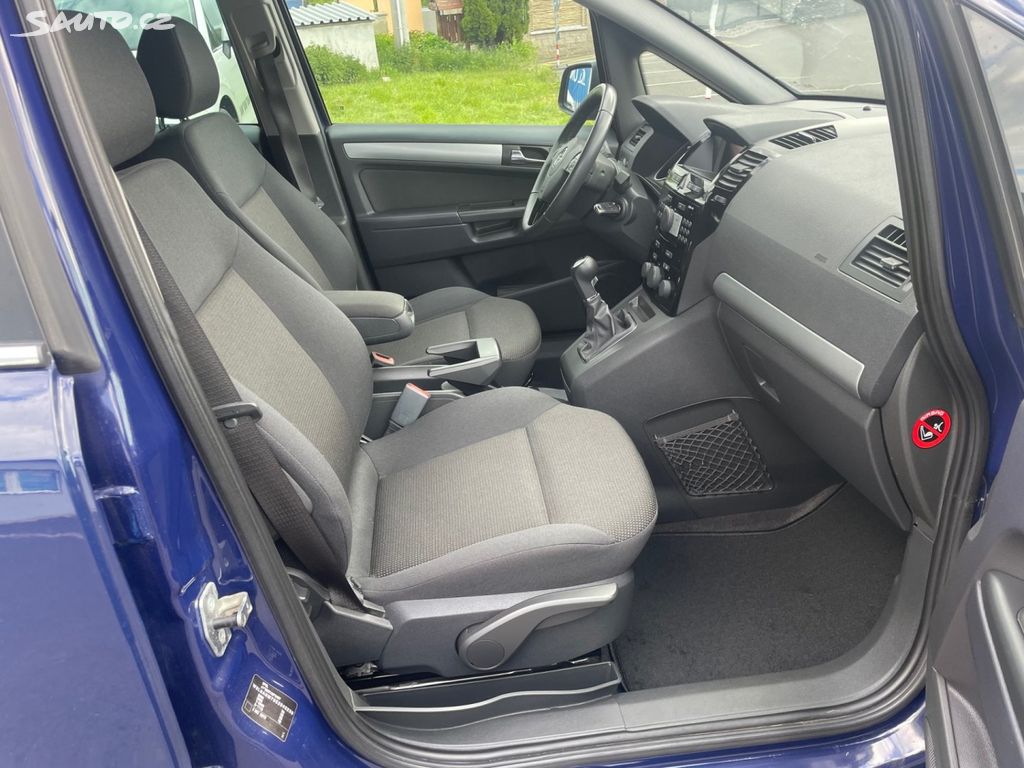 Opel Zafira, 1,8 88kW, 7 MÍST, SERVISKA