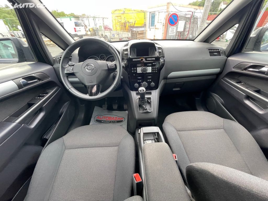 Opel Zafira, 1,8 88kW, 7 MÍST, SERVISKA