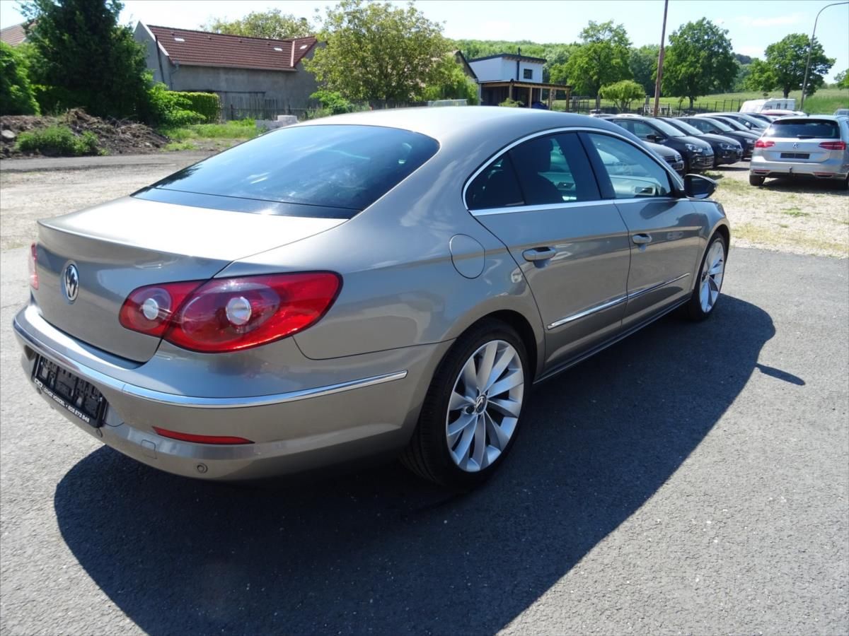 Volkswagen Passat CC, 2,0 TDi 100 kW - fotka 5