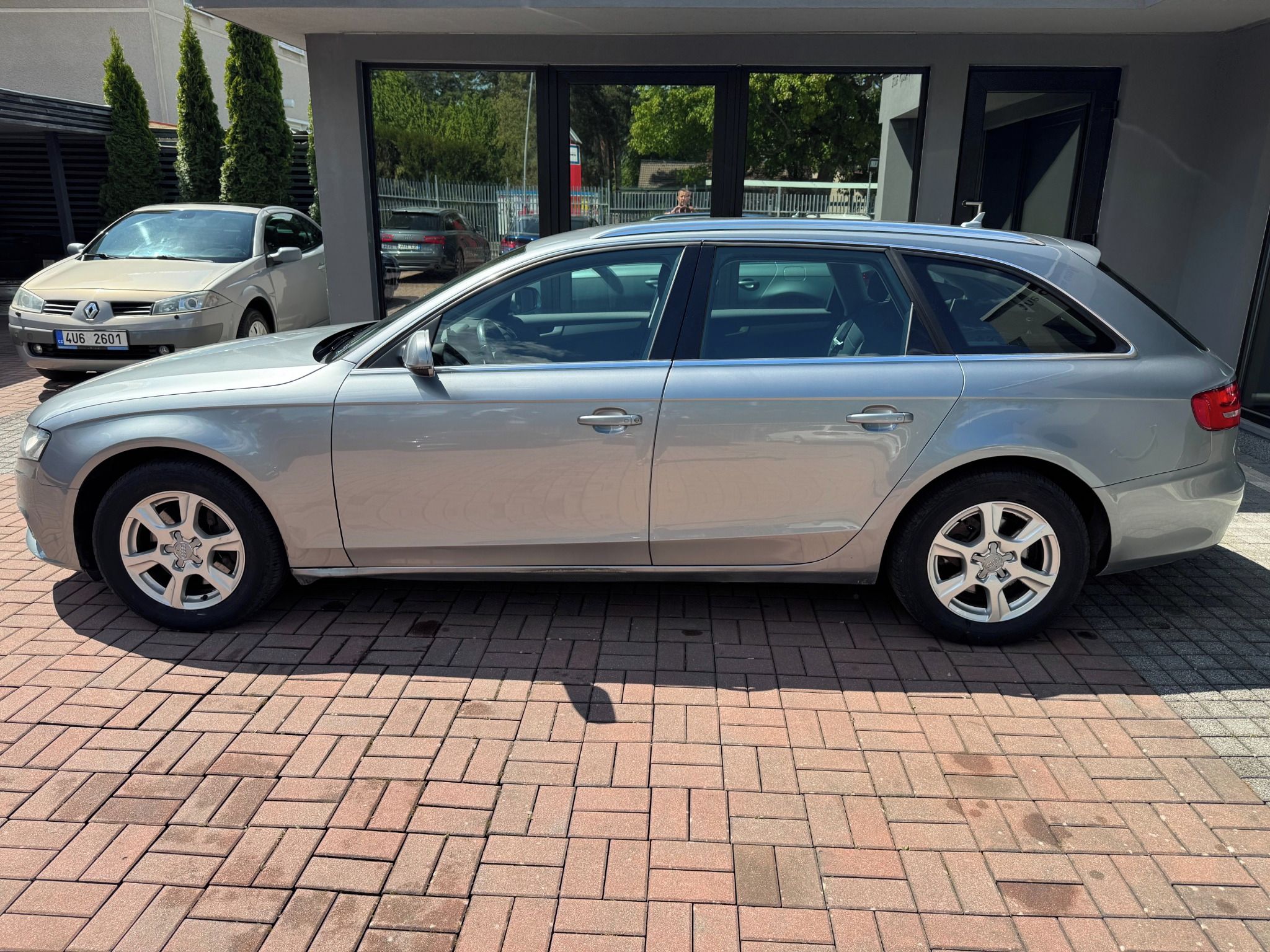 Audi A4, 2,0 TFSi 155 kw - fotka 2