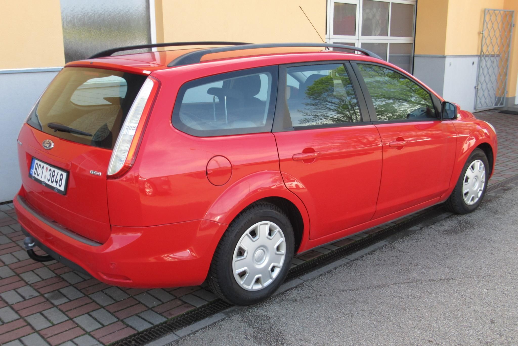 Ford Focus, 1.6 TDCi KLIMA TAŽNÉ - fotka 5