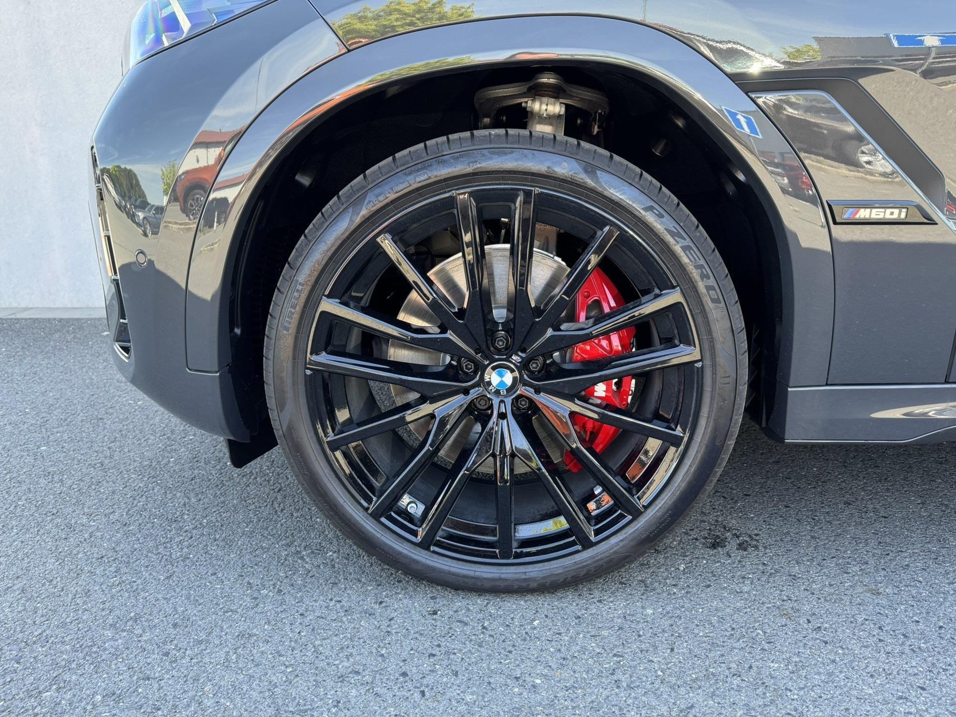 BMW X6, X6 M60i xDrive - fotka 6