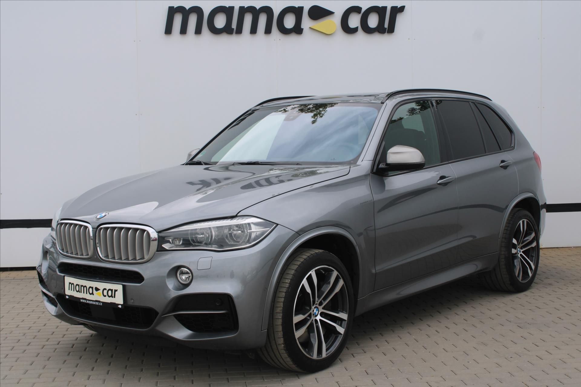 BMW X5, xDrive M50d 280kW SERVIS.KNIHA - fotka 3