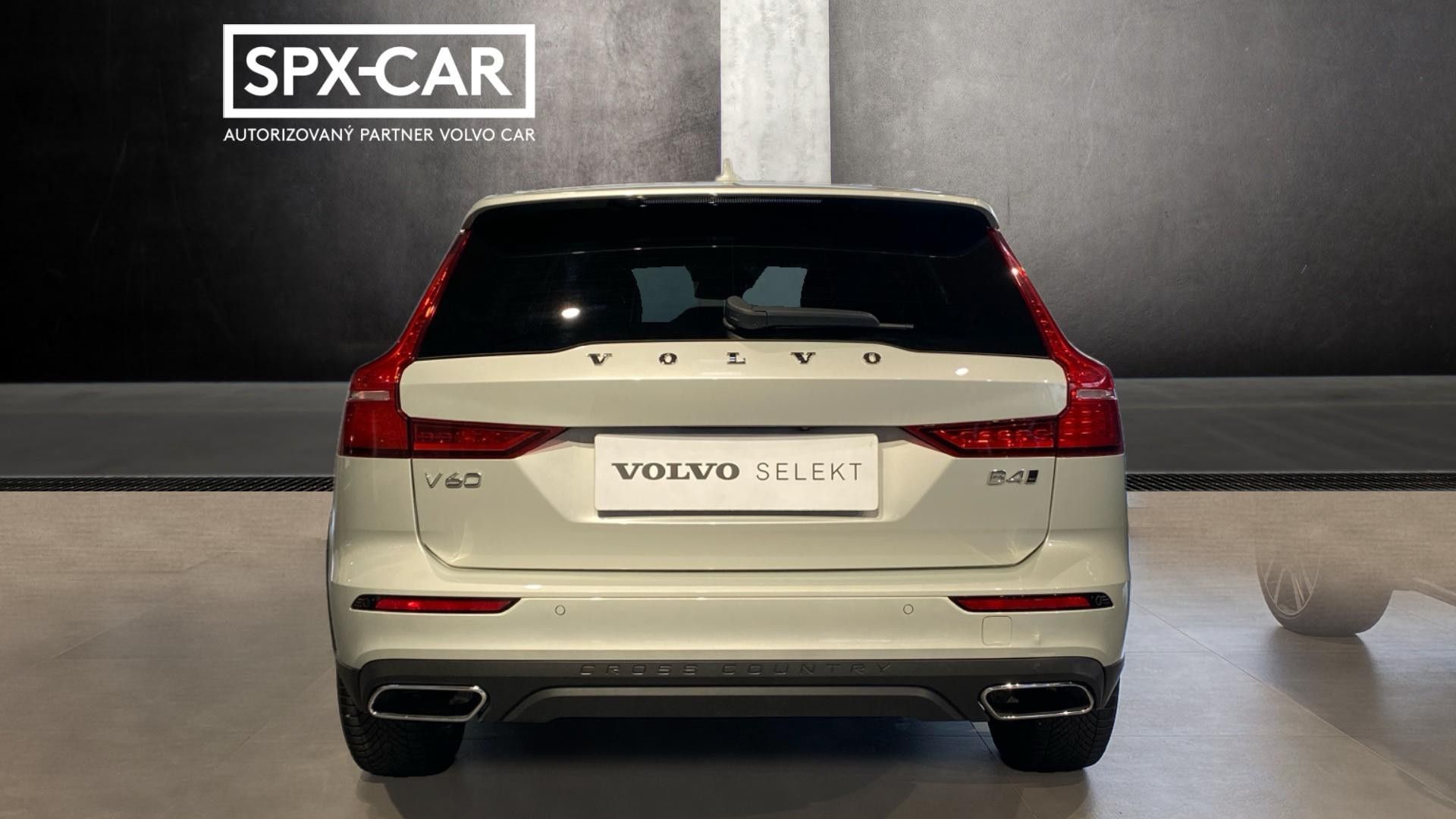 Volvo V60, Cross Country Pro, B4 AWD, 145 - fotka 3